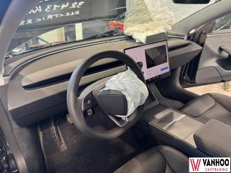 Tesla Model 3  picture 16