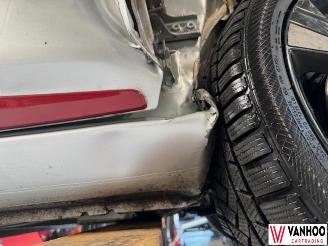 Nissan Micra  picture 12