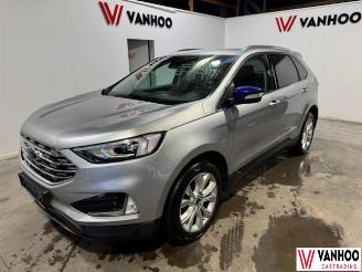 Damaged car Ford Edge  2020/11