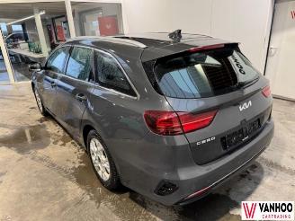 Kia Cee d  picture 7