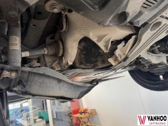 Volvo EX40  picture 11