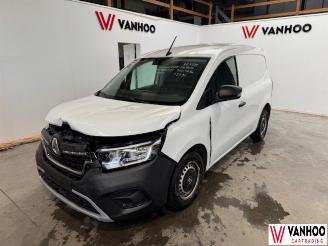 Coche accidentado Renault Kangoo  2022/2