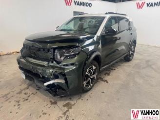 krockskadad bil auto Citroën C3 AIRCROSS 2025/10