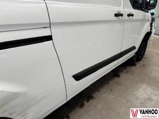 Ford Transit  picture 11