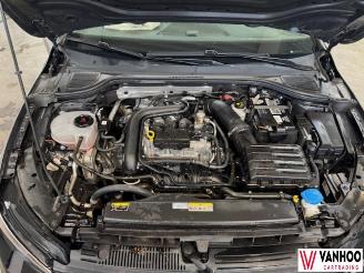 Volkswagen Golf  picture 9