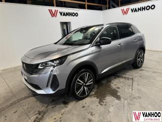 krockskadad bil auto Peugeot 3008  2023/9