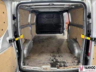 Ford Transit  picture 9