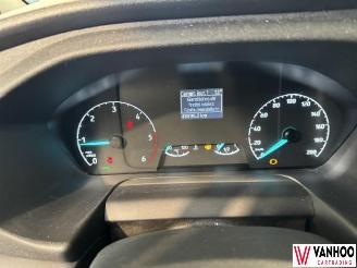Ford Transit  picture 17