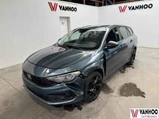 Schadeauto Fiat Tipo  2021/3