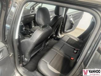 Peugeot 2008  picture 11