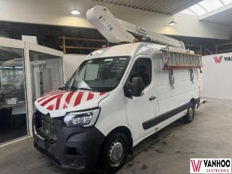 Unfallwagen Renault Master  2022/6