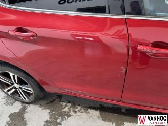 Peugeot 208  picture 8