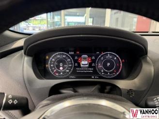 Jaguar F-Pace  picture 16