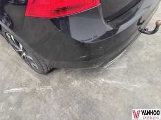 Volvo S-60  picture 11