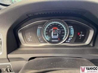 Volvo S-60  picture 21