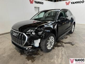 damaged passenger cars Audi Q3  2025/5