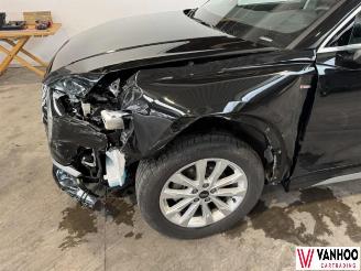 Audi Q3  picture 2