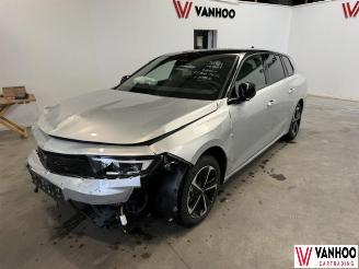 krockskadad bil auto Opel Astra  2025/4