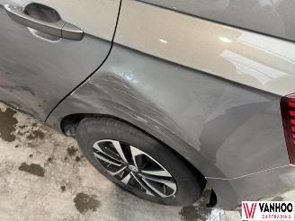 Volkswagen Polo  picture 9