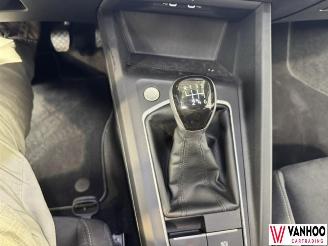 Volkswagen Golf  picture 21