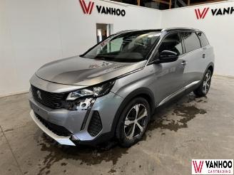 krockskadad bil auto Peugeot 5008  2021/1
