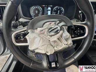Volvo V-60  picture 17