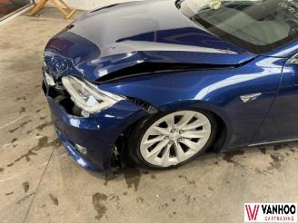 Tesla Model S S picture 2