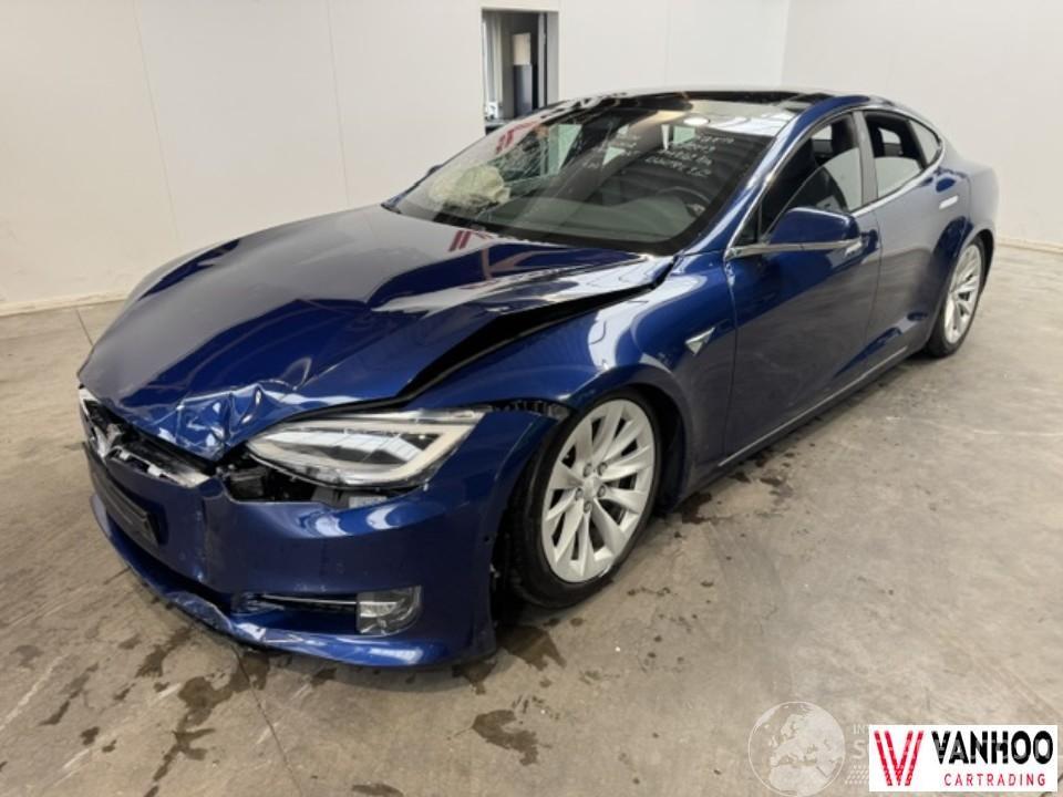 Tesla Model S S