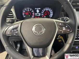 Ssang yong Tivoli  picture 15