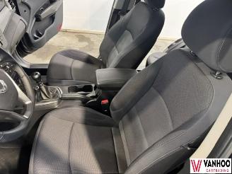 Ssang yong Tivoli  picture 13