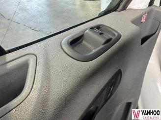 Ford Transit  picture 12