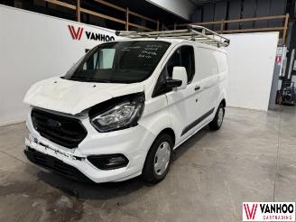 Vaurioauto  passenger cars Ford Transit  2018/12