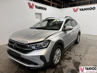 uszkodzony samochody osobowe Volkswagen Taigo  2023/2