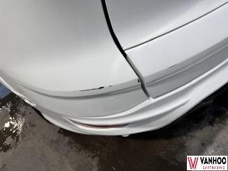 Ford Kuga  picture 4