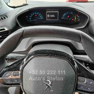 Peugeot 2008 E- ALLURE picture 12