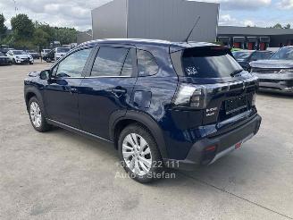 Suzuki SX4 S-CROSS PRIVILEGE picture 4