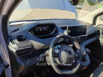 Peugeot Partner PREMIUM picture 18