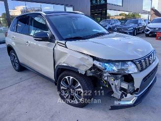 damaged passenger cars Suzuki Vitara  2020/6