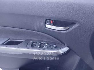Suzuki Vitara  picture 10