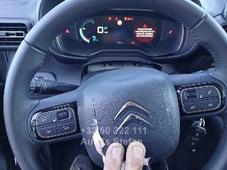 Citroën Berlingo E- SHINE picture 11