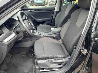 Skoda Octavia FIRST EDITION picture 16
