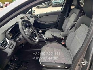 Renault Clio V TECHNO picture 17