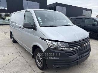 Damaged car Volkswagen Transporter TRANSPORTER 2020/9