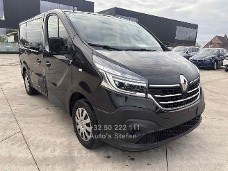 Damaged car Renault Trafic LIFE 2020/7