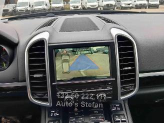 Porsche Cayenne S E-HYBRID picture 10
