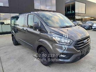 uszkodzony samochody osobowe Ford Transit TOURNEO CUSTOM 2023/4