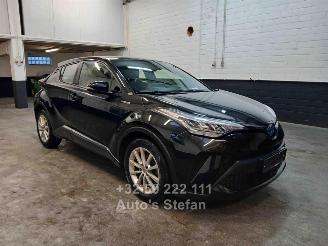 damaged passenger cars Toyota C-HR  2020/5