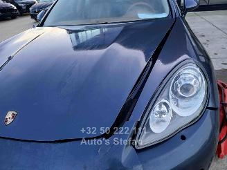 Porsche Panamera 4S picture 20