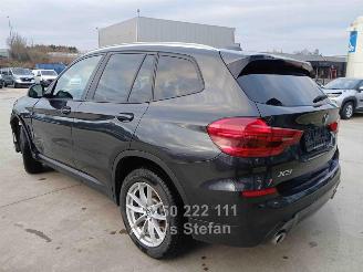 BMW X3 XDRIVE30E picture 3