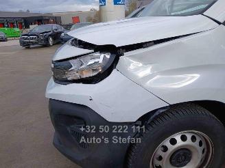Peugeot Partner PREMIUM picture 25